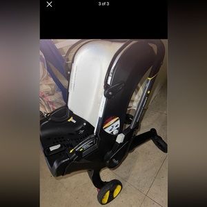 Doona+ Stroller/Car Seat. 2027 exp date.